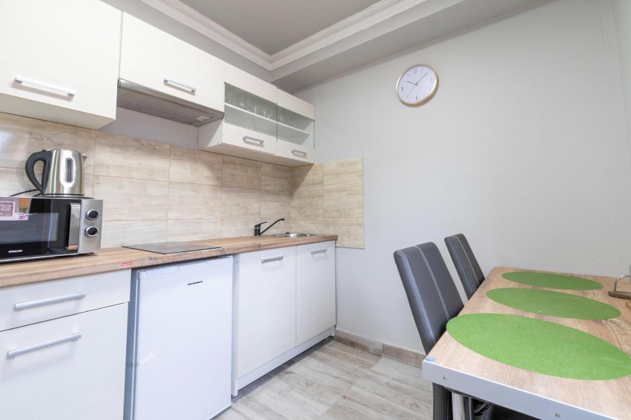 Апартаменты Ivanhoe Apartman Ньирбатор Экстерьер фото