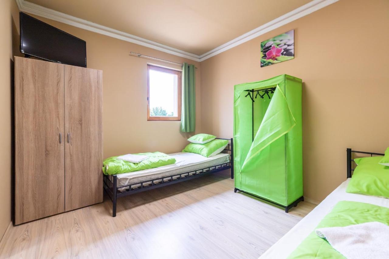 Апартаменты Ivanhoe Apartman Ньирбатор Экстерьер фото