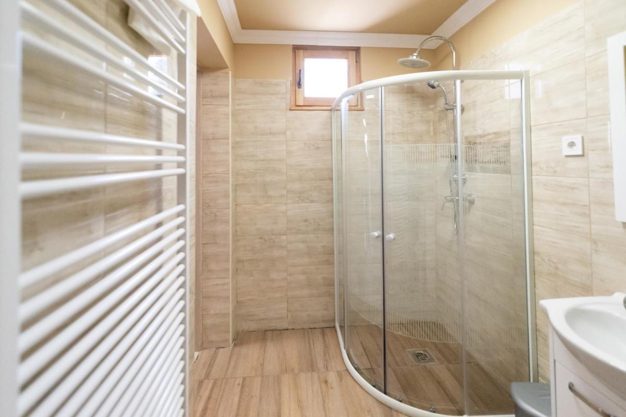 Апартаменты Ivanhoe Apartman Ньирбатор Экстерьер фото